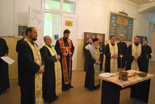 Binecuvântarea lucrărilor de renovare de la complexul Facultății de Teologie din Arad Poza 49647