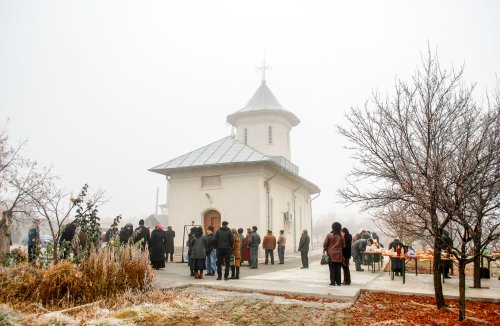 Mănăstirea Cârcea şi-a sărbătorit hramul Poza 45943
