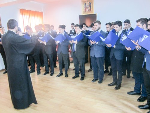 Sărbătoare aleasă la Seminarul Teologic din Craiova Poza 45556