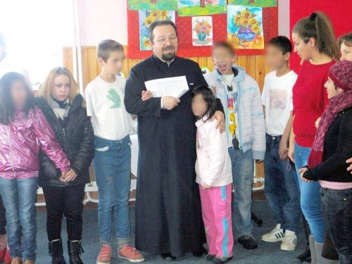 Arhiepiscopia Sibiului sprijină tinerii de la Centrul Brădet     Poza 44521