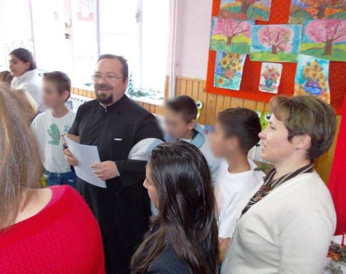 Arhiepiscopia Sibiului sprijină tinerii de la Centrul Brădet     Poza 44523