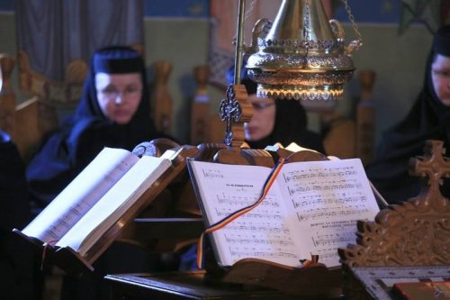Slujire arhierească la Mănăstirea Izvoru Mureșului, Harghita Poza 43492