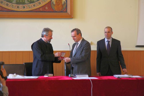 Profesorul Konstantin Nikolakopoulos  a conferențiat la Sibiu Poza 43337