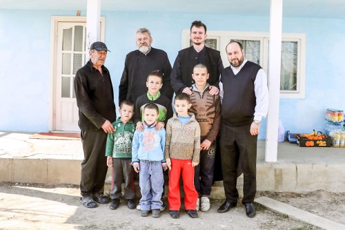 Sprijin pentru o familie nevoiașă  din satul Ciușlea, județul Vrancea Poza 42376