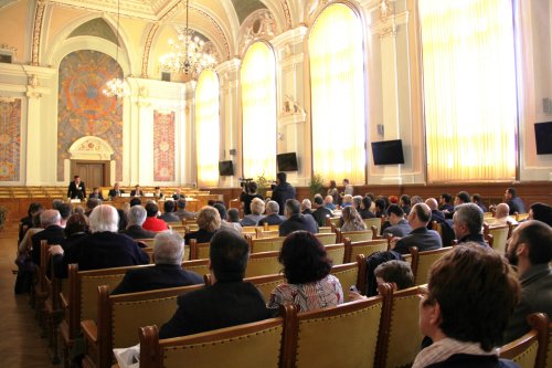 Tradiţii ale presei religioase din România, dezbătute la Cluj-Napoca Poza 41835