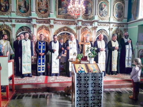 Evocarea Patriarhului Justinian în Parohia Olari din Arad Poza 41615