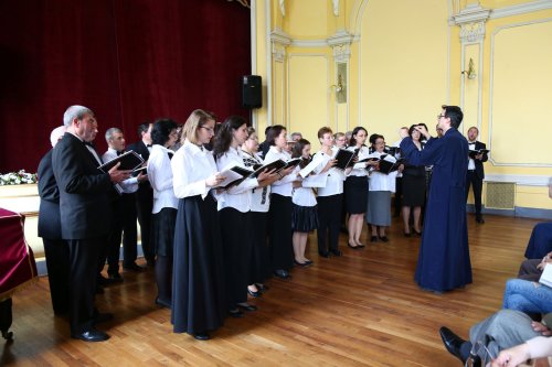 Concert și recital de poezie la Biblioteca „ASTRA” din Sibiu Poza 40343
