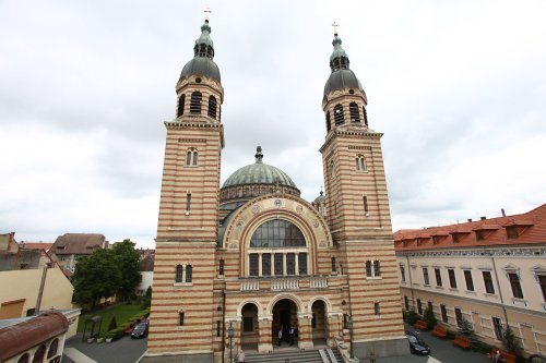 Catedrala „Sfânta Treime” din Sibiu, simbol al unității românești Poza 39454