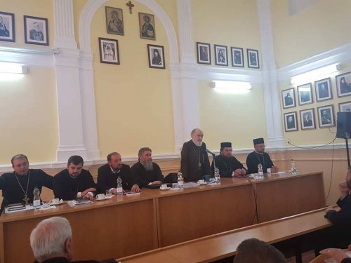 Conferinţa preoţească de primăvară la Arad Poza 39112