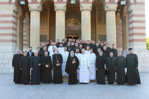 A treia conferinţă preoţească în Arhiepiscopia Craiovei Poza 39074