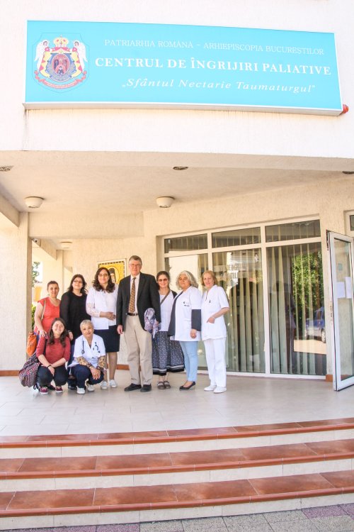 Experți americani în vizită la Centrul de îngrijiri paliative „Sfântul Nectarie” Poza 39040