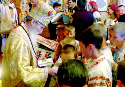 Credincioşii din Volovăţ l-au sărbătorit pe Sfântul Mărturisitor Ioan Rusul Poza 38417