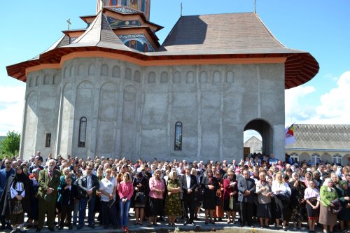 O nouă biserică în localitatea suceveană Baia Poza 38356