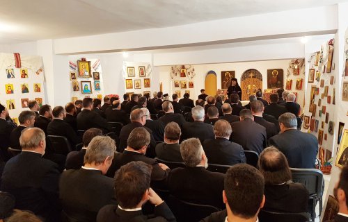 Conferinţă a preoţilor din Protoieria Galați Poza 37307