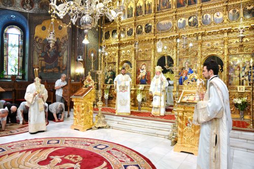 Slujire arhierească la Catedrala Patriarhală Poza 36942