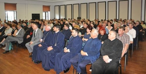 Emil Constantinescu a conferențiat la „Glasul Bisericii în cetate”, Zalău Poza 36587
