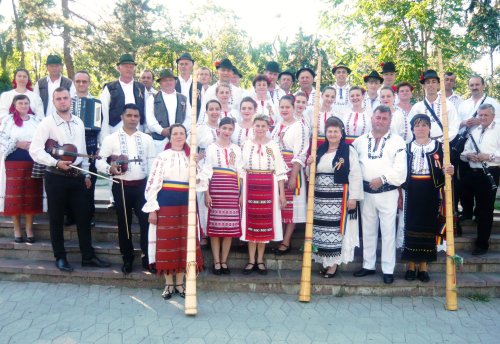 Ansambluri clujene la festivaluri de folclor din Chişinău Poza 36211
