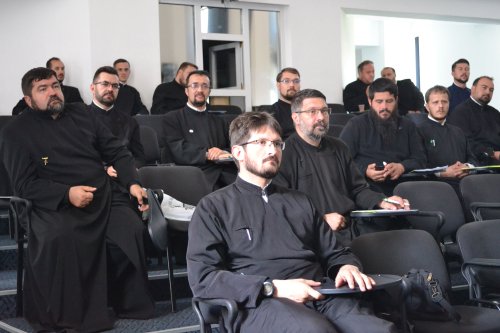 Un nou seminar de formare continuă pentru preoți, în Arhiepiscopia Sibiului Poza 36206