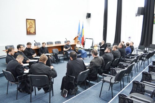 Un nou seminar de formare continuă pentru preoți, în Arhiepiscopia Sibiului Poza 36207