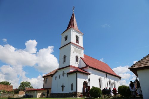 Biserica „Sfânta Parascheva” din Cârța, la 175 de ani de la zidire Poza 35891