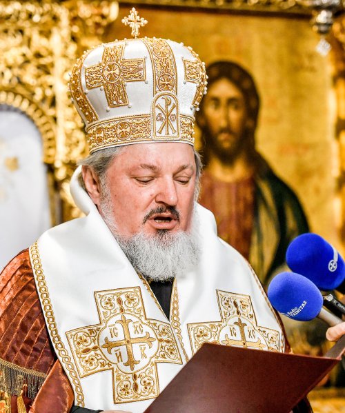 Patriarhul României, sărbătorit la 66 de ani Poza 35148