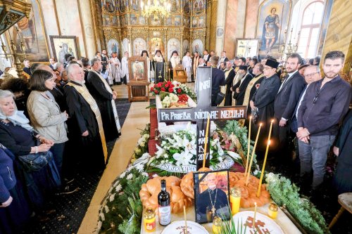 Părintele Nicolae Necula a fost înmormântat Poza 32407