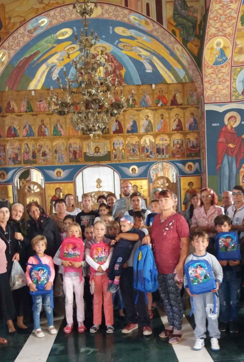Daruri pentru copii în Parohia Domniţa Bălaşa din Arhiepiscopia Târgoviștei Poza 32234