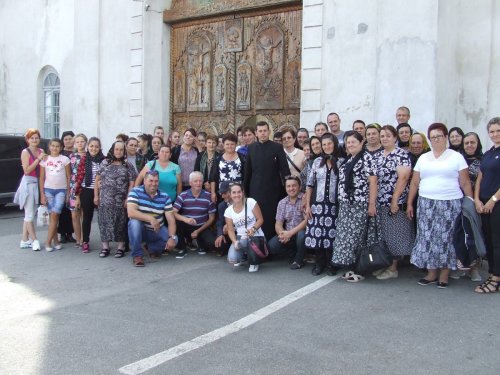 Credincioșii din Telcișor – Năsăud, pelerini în Dobrogea Poza 31500