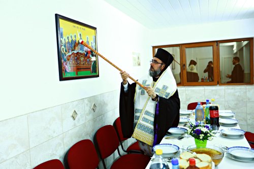 Sărbătoarea Sfântului Teodosie de la Mănăstirea Brazi Poza 31473