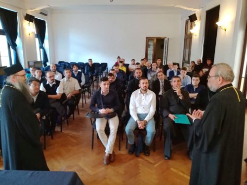 Prima generație de studenți teologi români din Italia Poza 31412