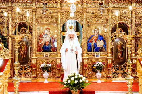 Preafericitul Părinte Patriarh Daniel sărbătorește 10 ani de patriarhat în trei momente distincte Poza 31329