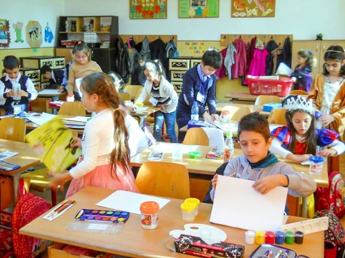 Proiectul „Şcoala după şcoală” în unităţile de învăţământ din Craiova Poza 30956