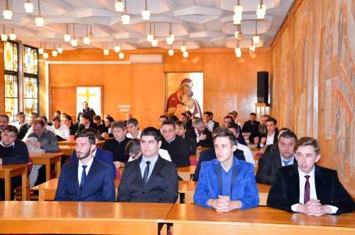 Deschiderea anului universitar pentru teologii din Timișoara și Arad Poza 30874