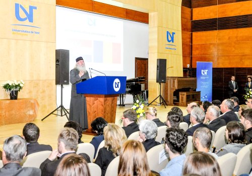 Deschiderea noului an universitar la Timișoara Poza 30745