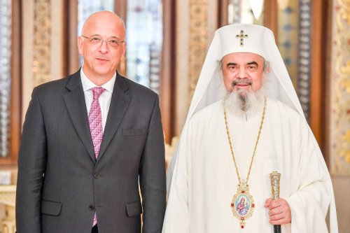 Ambasadorul Germaniei la Bucureşti în vizită de prezentare la Patriarhia Română Poza 30387