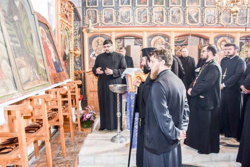 Intensificarea misiunii preoțești, dezbătută la Caransebeș Poza 30155