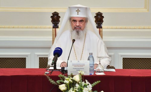 Mărturisirea credinței ortodoxe în timp de prigoană a Bisericii Poza 29613