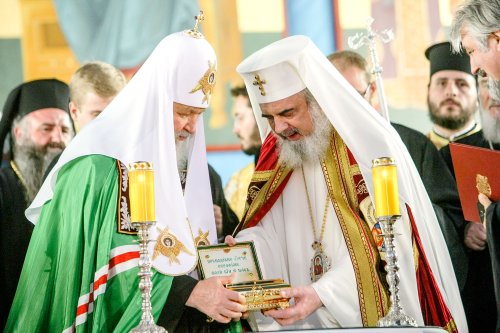 Comuniune a sfinților și popoarelor ortodoxe Poza 29460