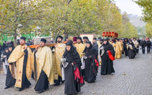 Comuniune a sfinților și popoarelor ortodoxe Poza 29463
