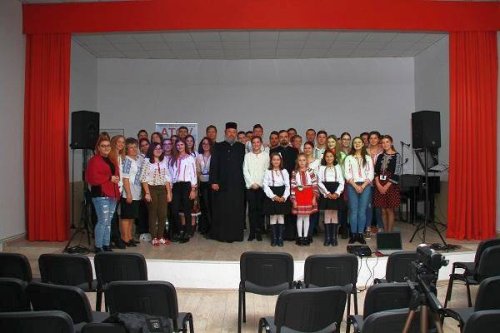 Asociaţia Tinerilor Ortodocşi Vaslui (ATOV) a împlinit 2 ani! Poza 29119