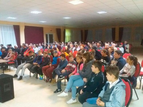 Activitate cu tinerii din Zlatna, județul Alba Poza 28462
