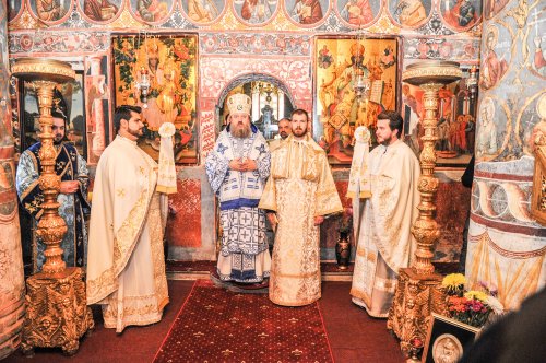 Mănăstirea Snagov şi-a sărbătorit hramul istoric Poza 27856