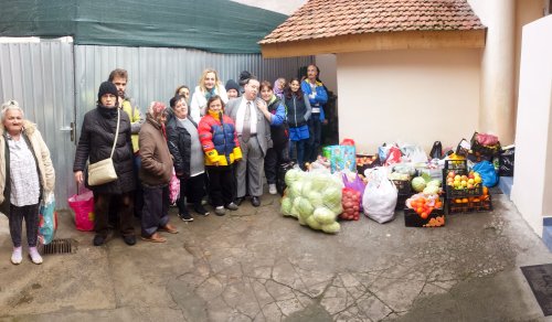 Campania „Săptămâna fructelor și a legumelor donate” la Arad Poza 27735