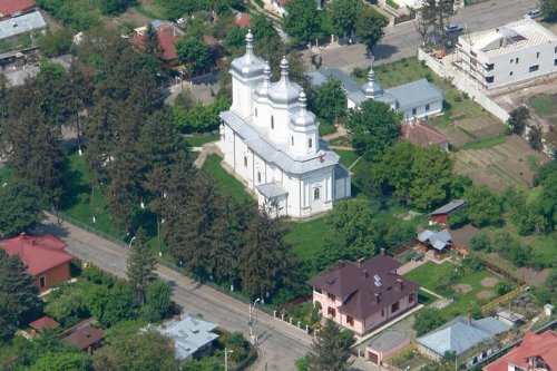 Biserica „Sfântul Gheorghe“ din Roman va fi renovată cu fonduri europene Poza 27397
