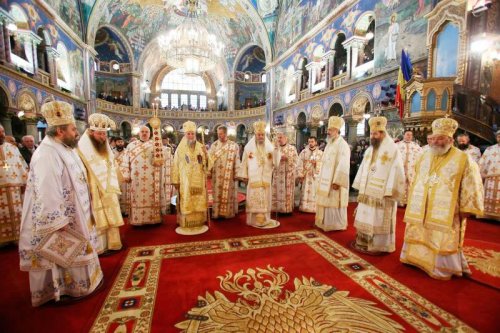 Sărbătoarea Sfântului Apostol Andrei şi a Sfântului Ierarh Andrei Șaguna Poza 27265