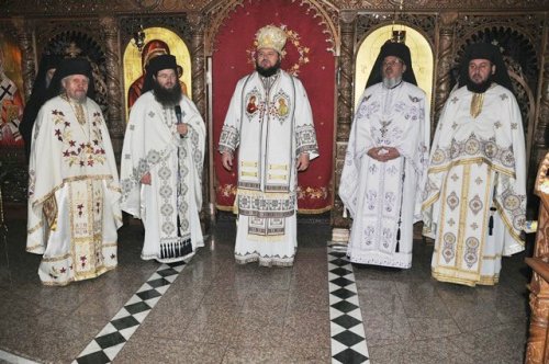 Sărbătoarea Sfântului Apostol Andrei şi a Sfântului Ierarh Andrei Șaguna Poza 27267