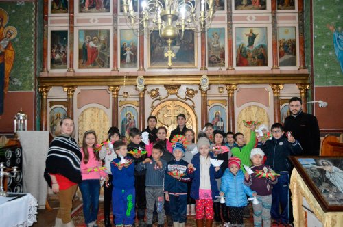 Activităţi cu copii la Dumbrăveni, Beclean Poza 26630