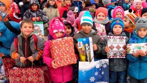 650 de copii au primit daruri prin Asociația „Sfânta Maria” Cristian, Brașov Poza 25648