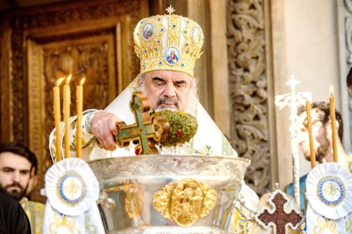 Binecuvântarea Iordanului la Catedrala Patriarhală Poza 25611