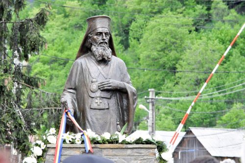 Episcopul Melchisedec Ștefănescu, luptător pentru unirea și unitatea românilor Poza 23681